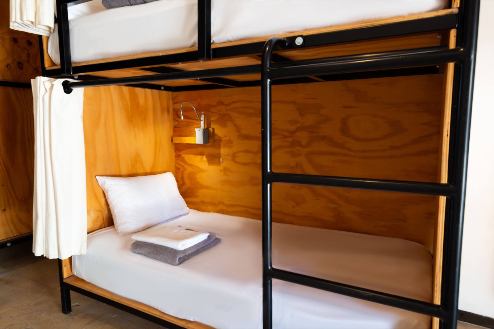 6-Bed Mixed Dorm — photo 1